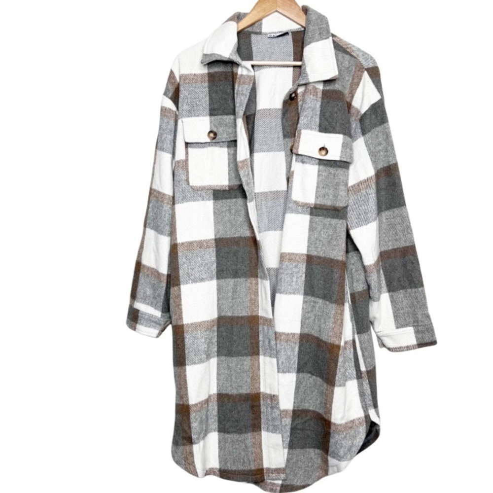 KatyDID Womens Plaid Shacket Long‎ Sleeve Button Down Oversized Shirt Jacket - Picture 2 of 16